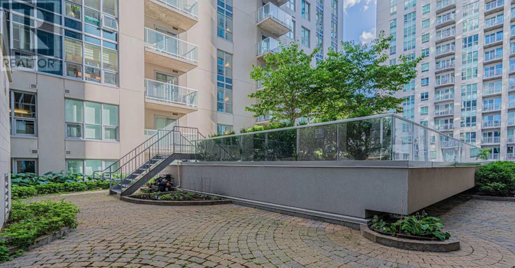 1202-242 Rideau Street, Ottawa, ON, K1N 0B7 - 24