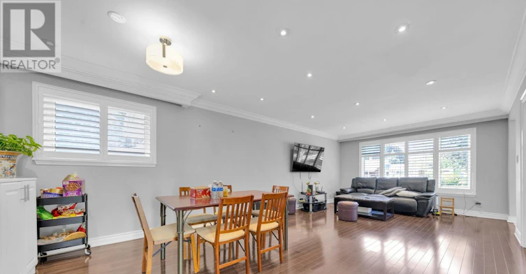 53 Southdale Drive, Markham, ON, L3P 1J6 - 5