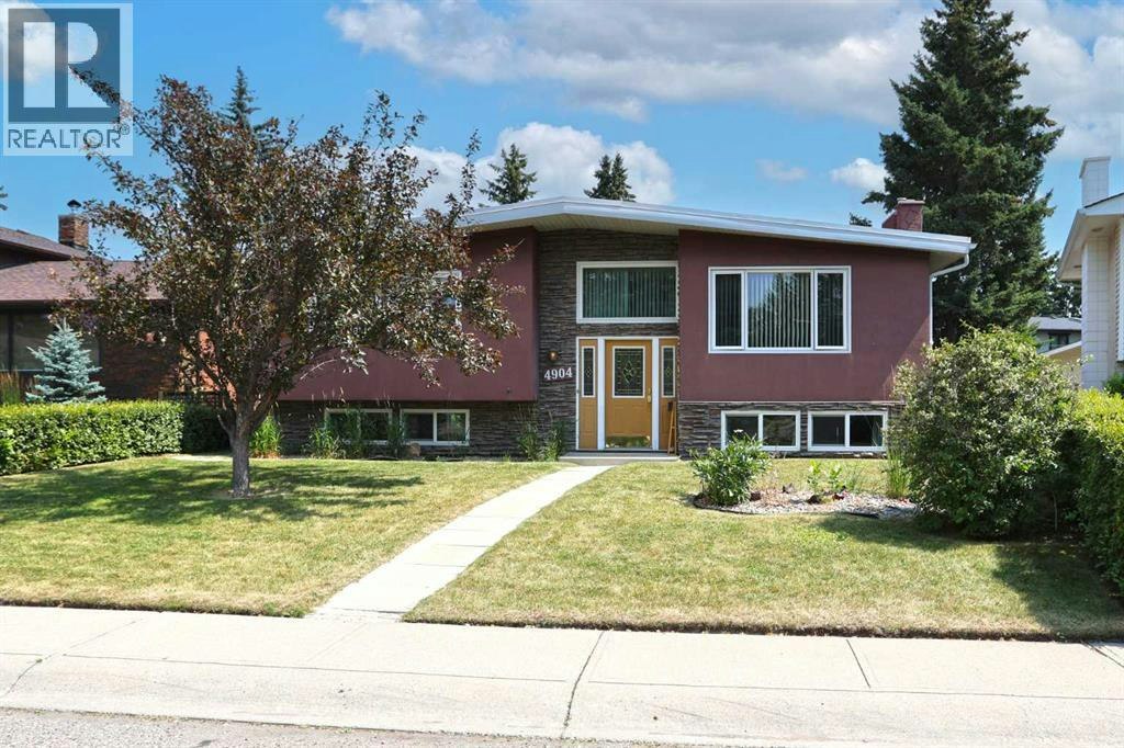4904 Verulum Place NW, Calgary, AB, T3A 0K1