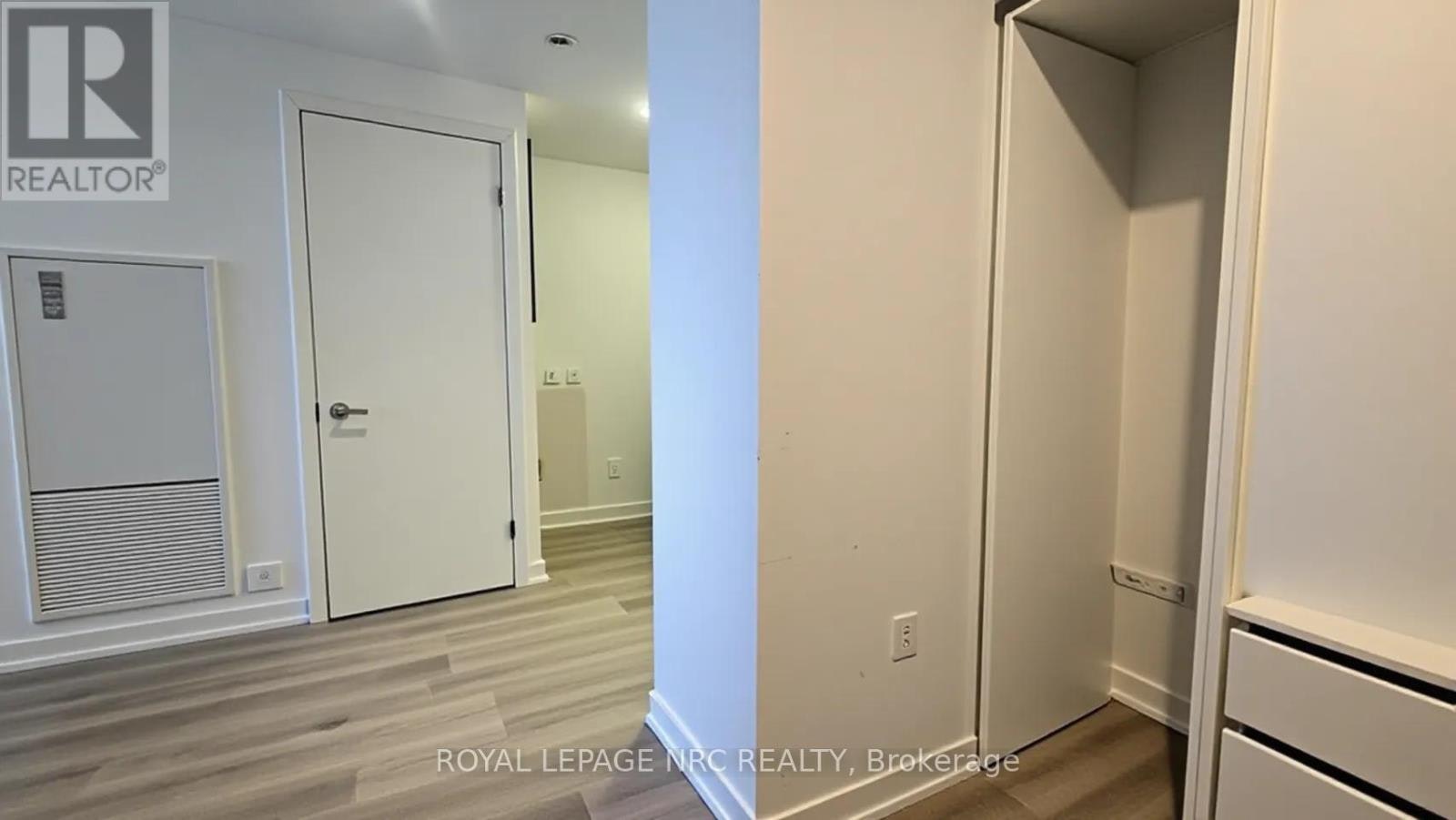 6302-138 Downes Street, Toronto, ON, M5E 0E4 - 8