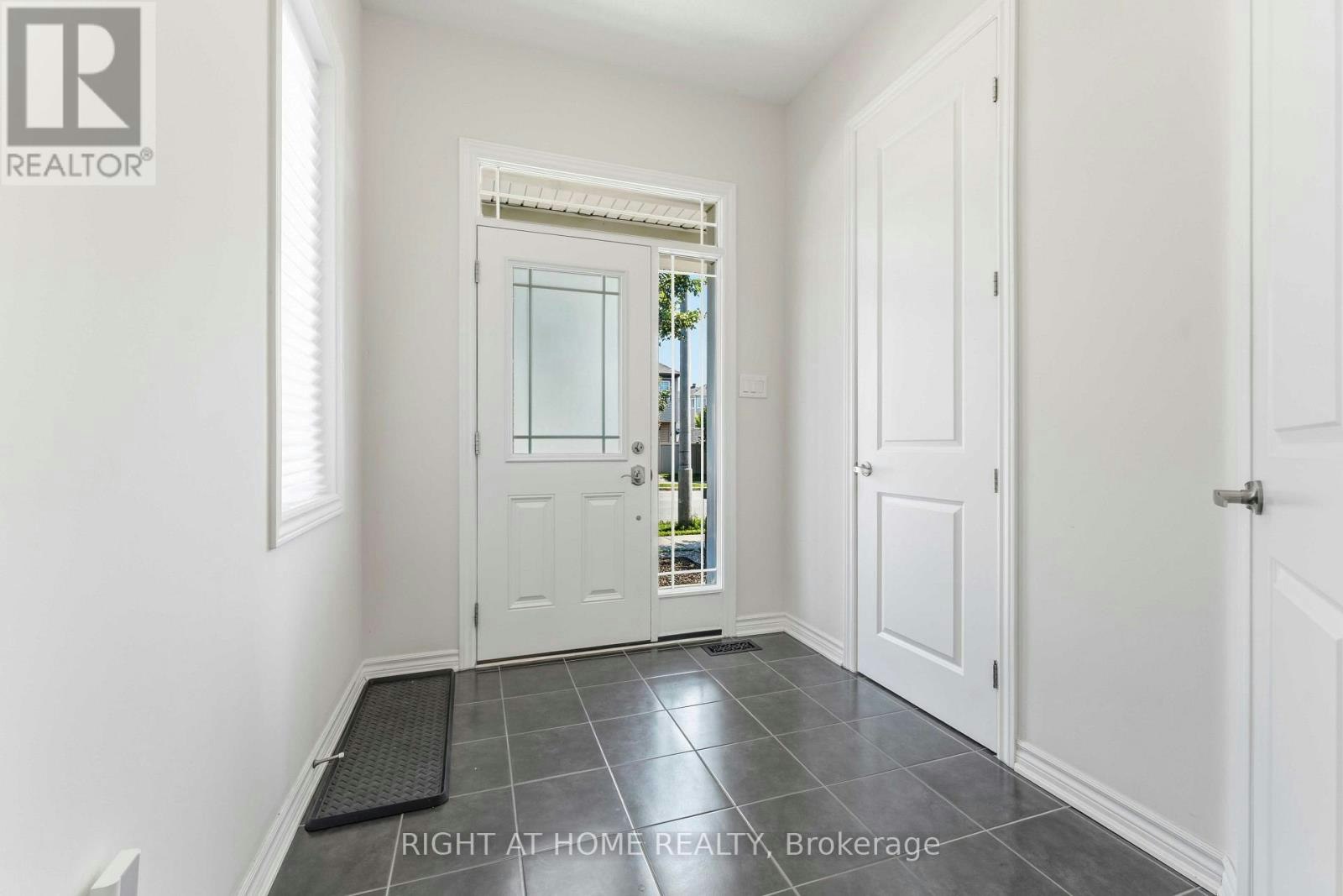 432 Meadowbreeze Drive, Ottawa, ON, K2M 0L2 - 27