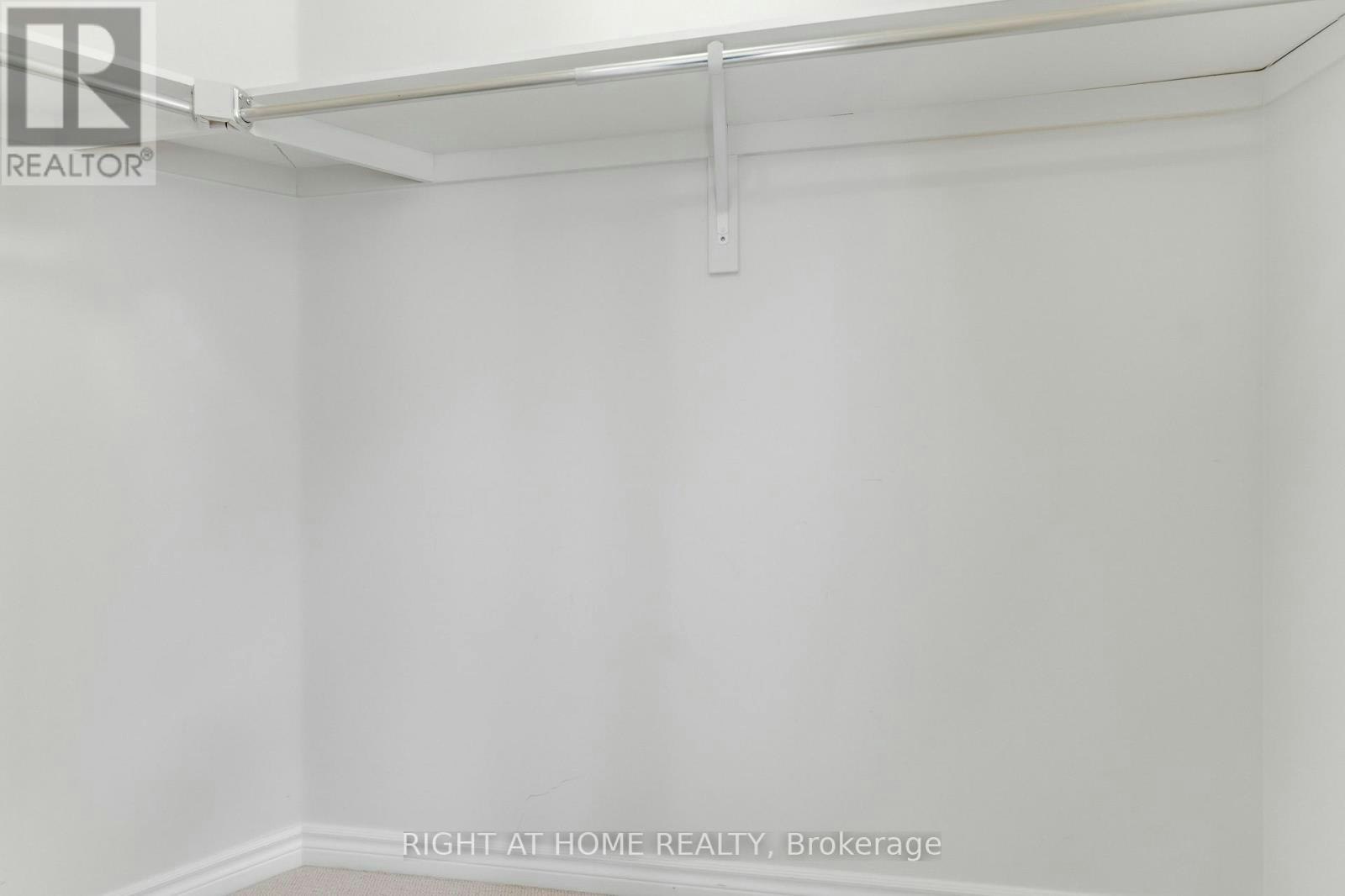 432 Meadowbreeze Drive, Ottawa, ON, K2M 0L2 - 14