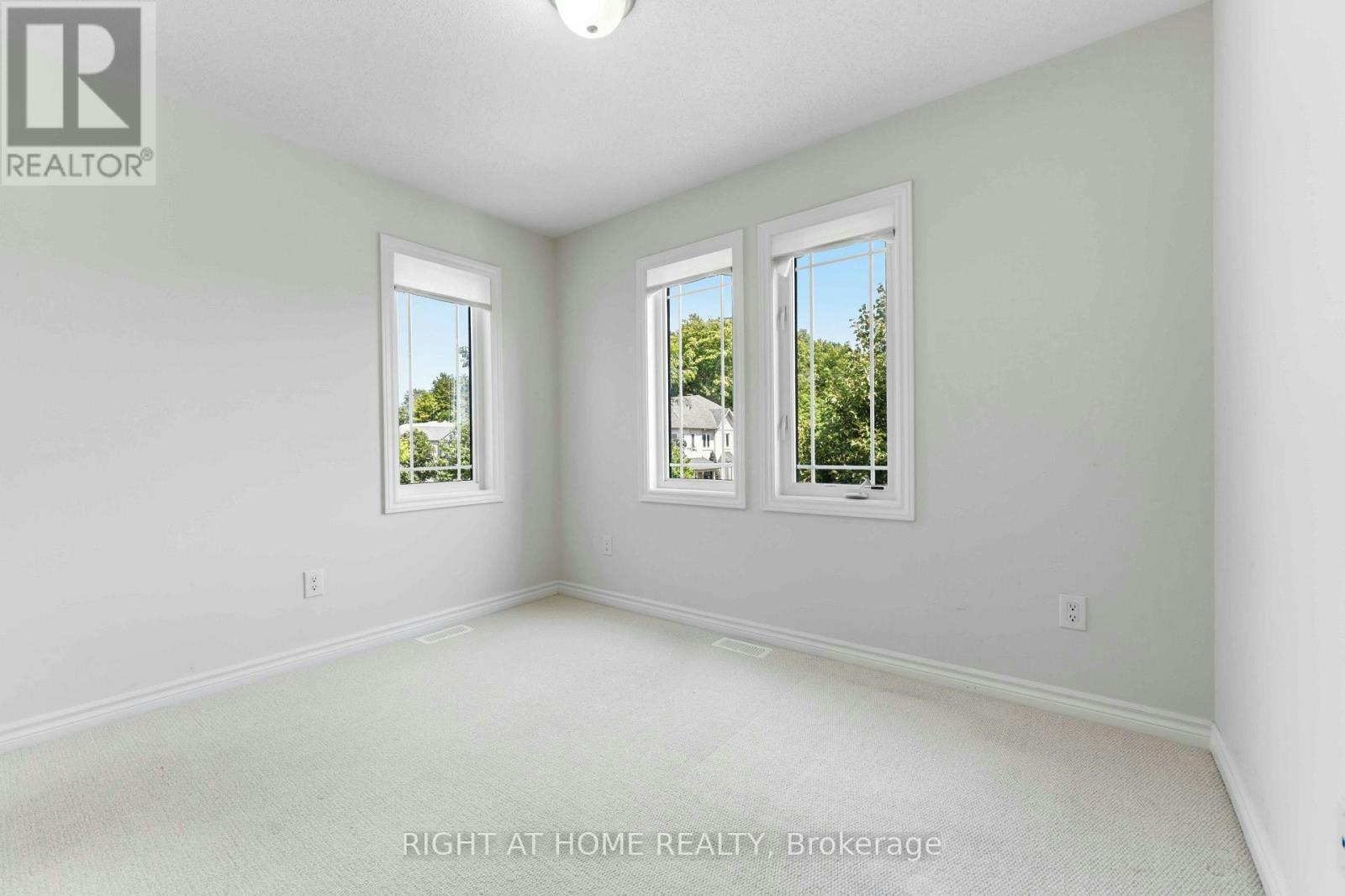 432 Meadowbreeze Drive, Ottawa, ON, K2M 0L2 - 10