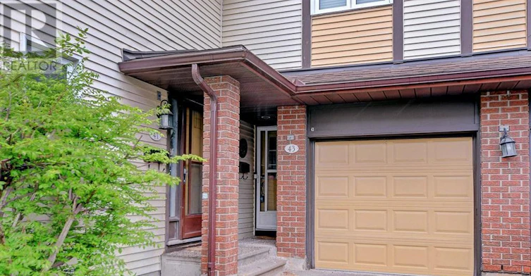 51-43 Haxby Private, Ottawa, ON, K1T 3B7