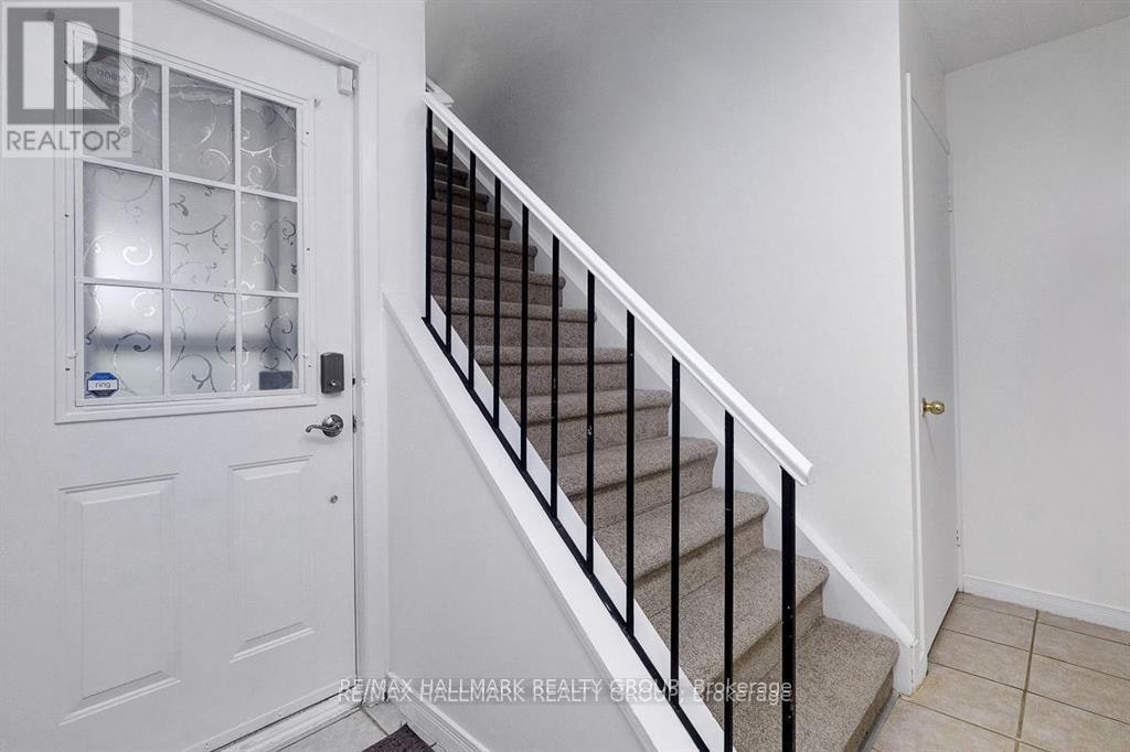 51-43 Haxby Private, Ottawa, ON, K1T 3B7 - 4