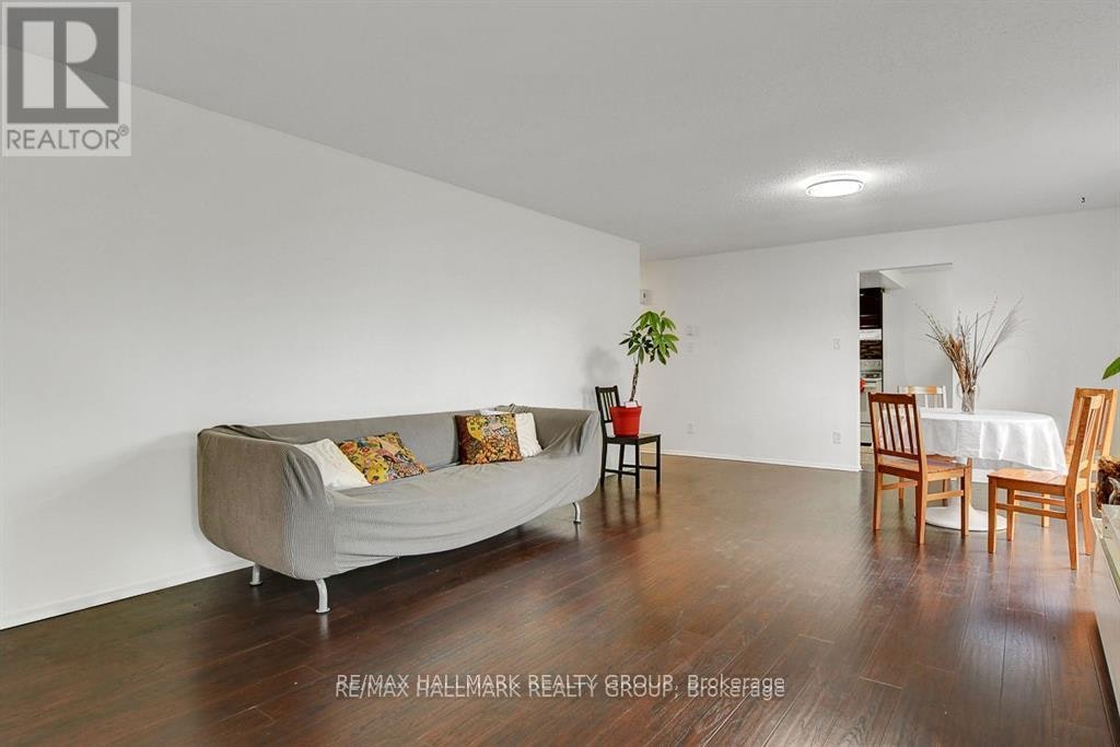 51-43 Haxby Private, Ottawa, ON, K1T 3B7 - 9