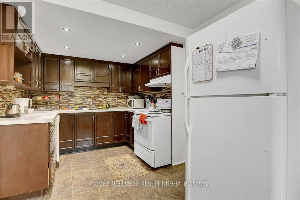 51-43 Haxby Private, Ottawa, ON, K1T 3B7 - 15