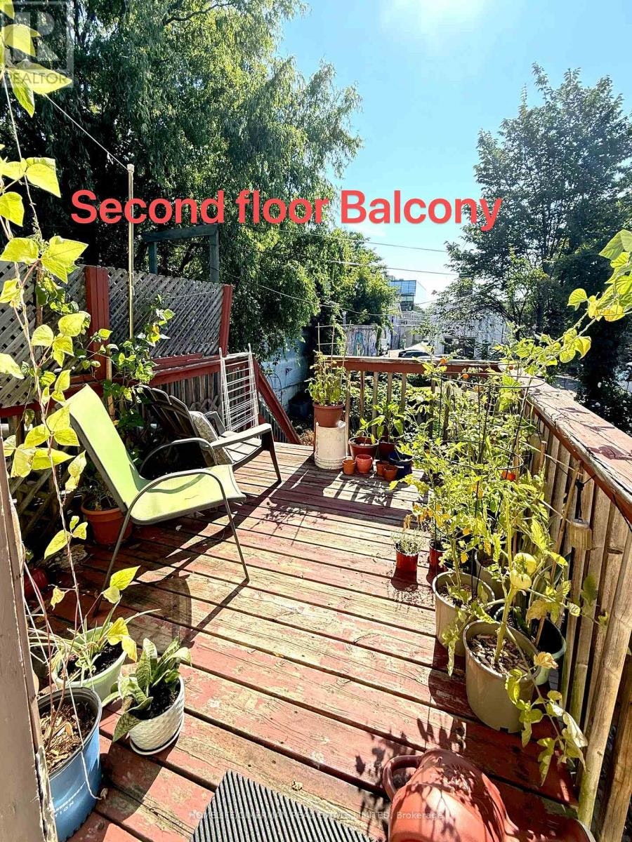 UPPER-6 Givins Street, Toronto, ON, M6J 2X6 - 15