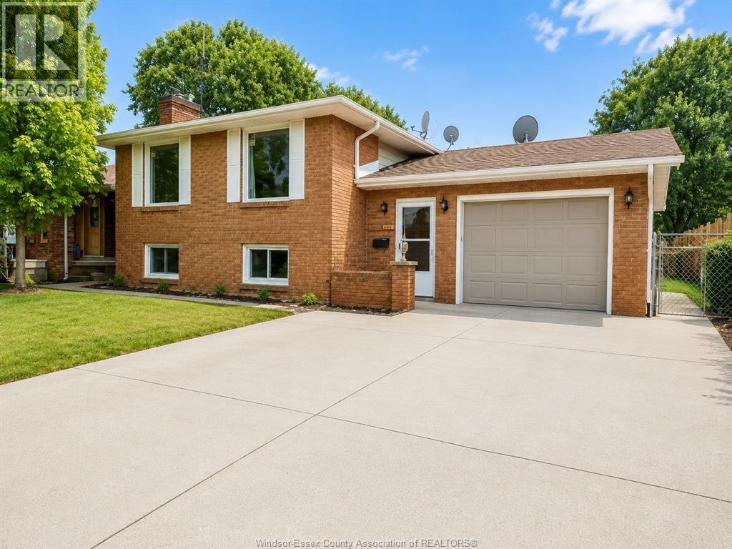 LOWER-2997 Regis Avenue, Windsor, ON, N0R 1V7