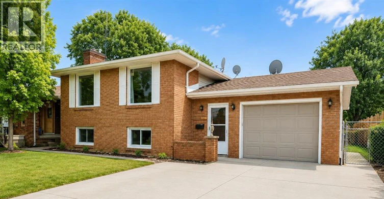 LOWER-2997 Regis Avenue, Windsor, ON, N0R 1V7