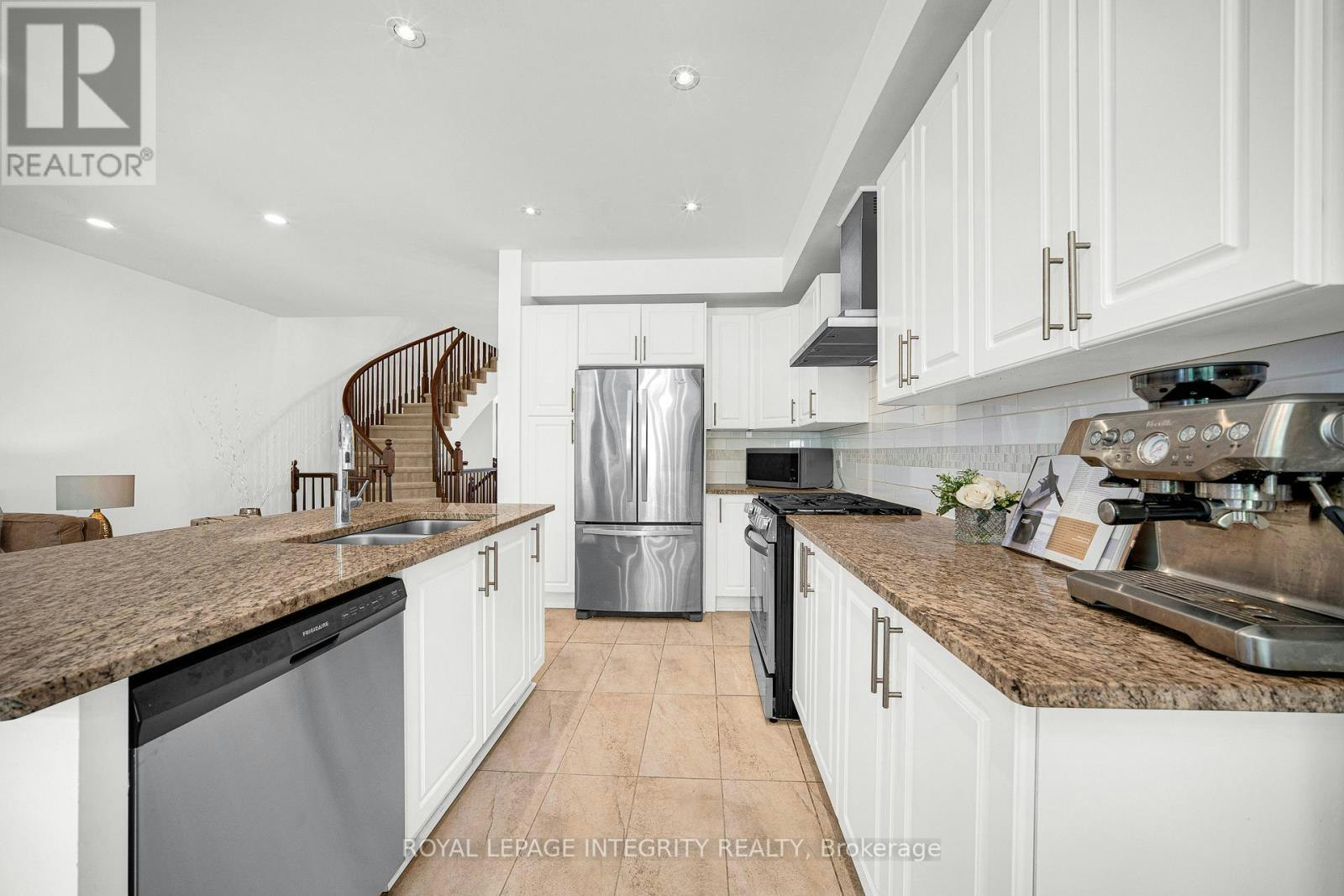 114 Hawkeswood Drive, Ottawa, ON, K4M 0C1 - 15