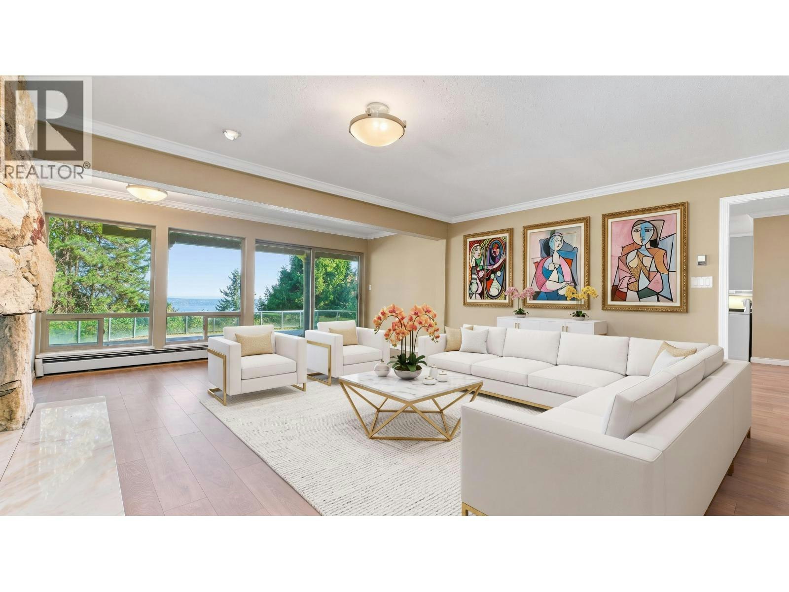 Lower-2426 Westhill Court, West Vancouver, BC, V7S 3A5
