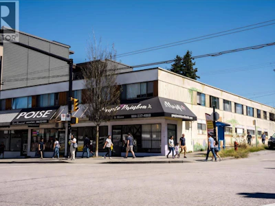 4384 Fraser Street - 5