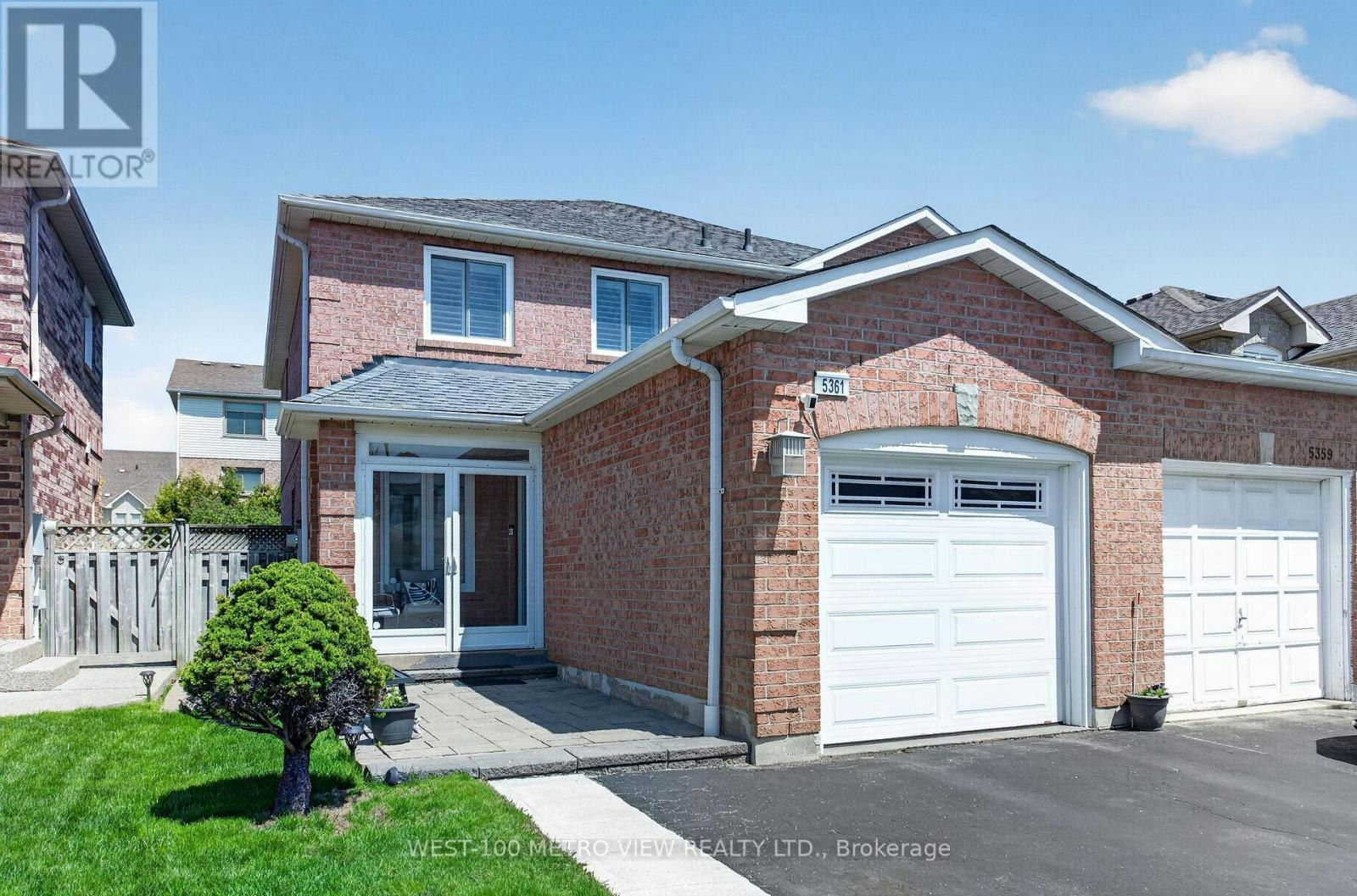 5361 Bullrush Drive, Mississauga, ON, L5V 2C1
