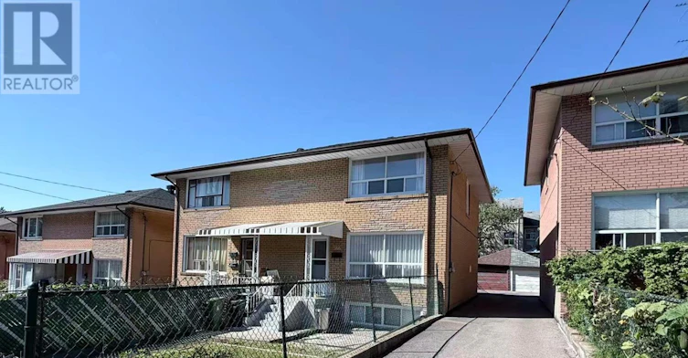 366 Highfield Road, Toronto, ON, M4L 2V6