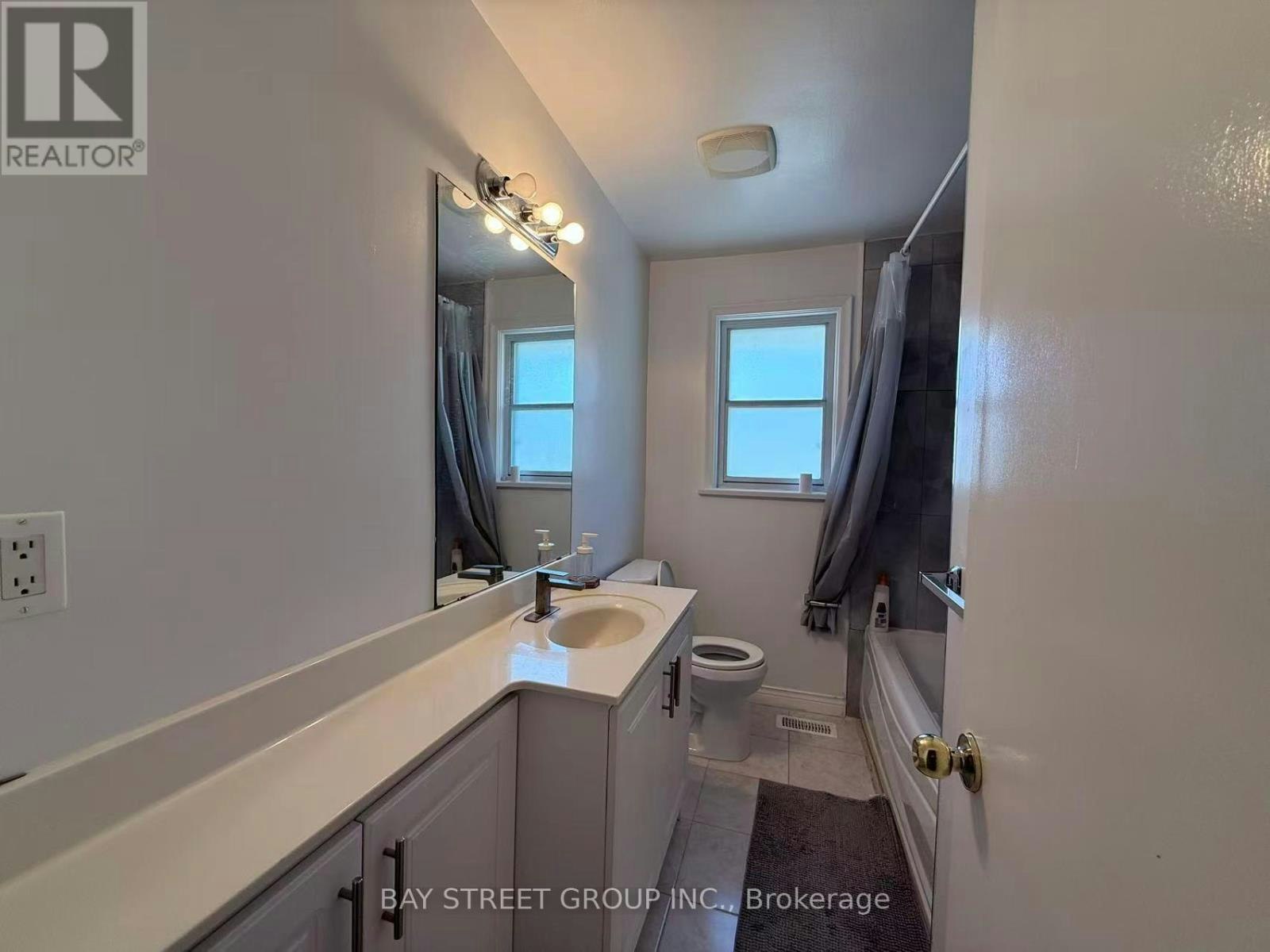 366 Highfield Road, Toronto, ON, M4L 2V6 - 20