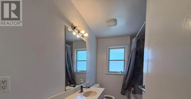366 Highfield Road, Toronto, ON, M4L 2V6 - 20
