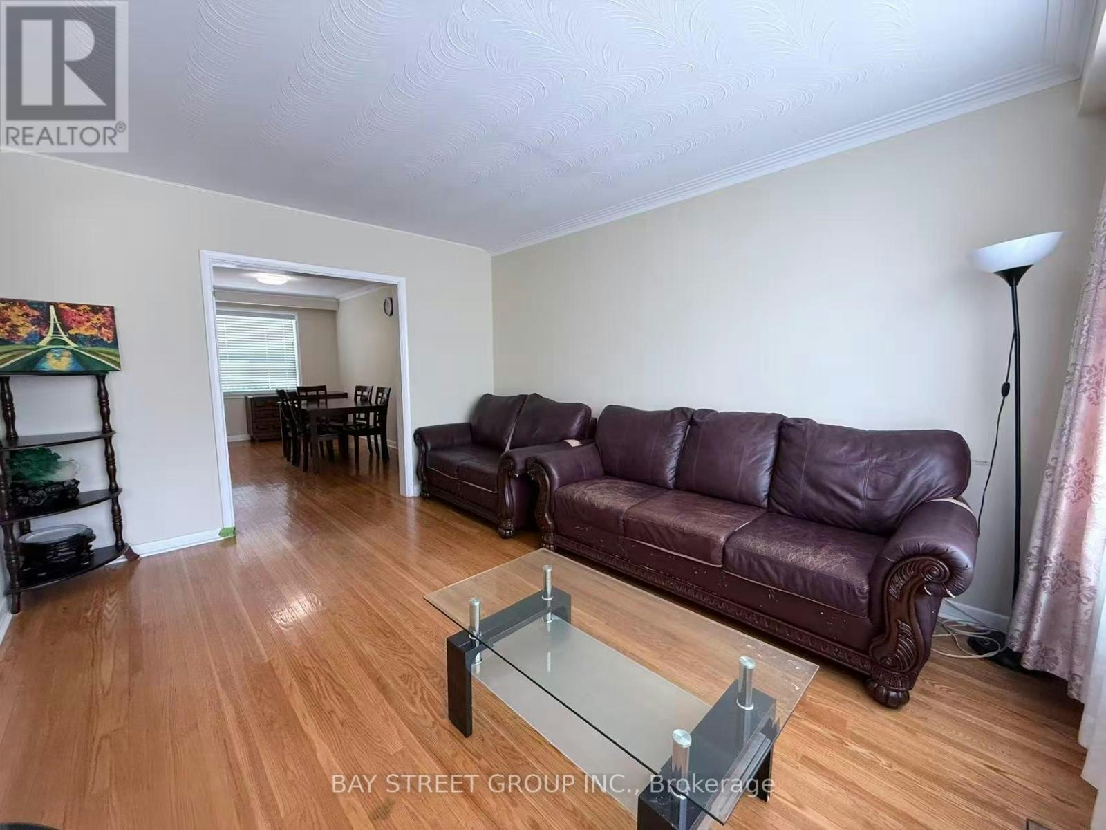 366 Highfield Road, Toronto, ON, M4L 2V6 - 4