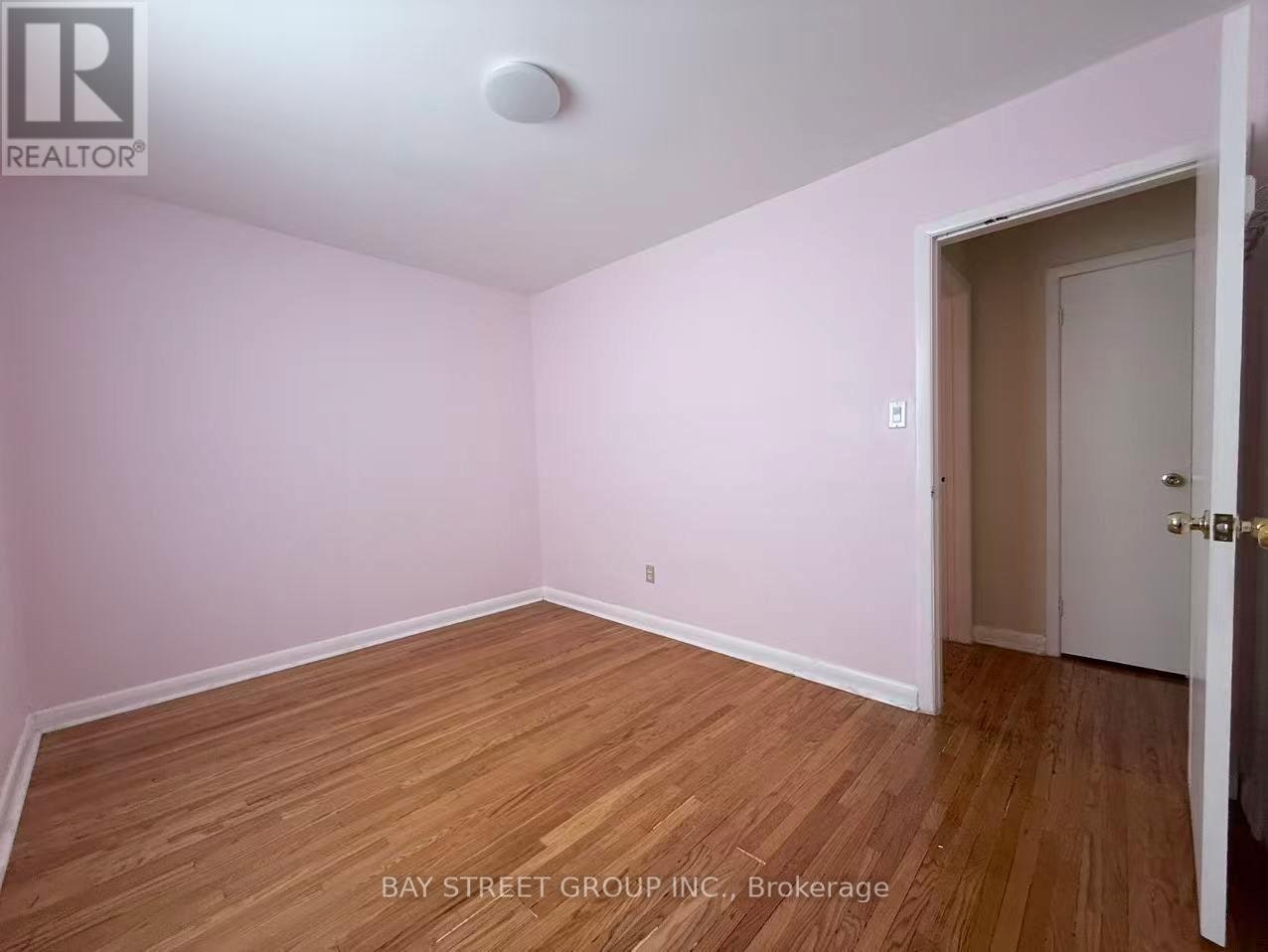 366 Highfield Road, Toronto, ON, M4L 2V6 - 17
