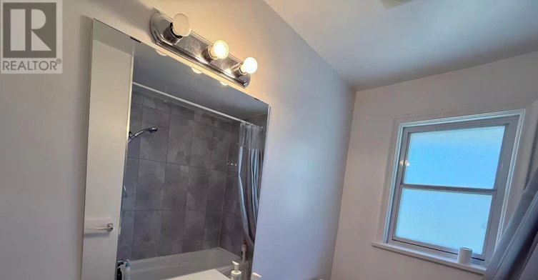 366 Highfield Road, Toronto, ON, M4L 2V6 - 21
