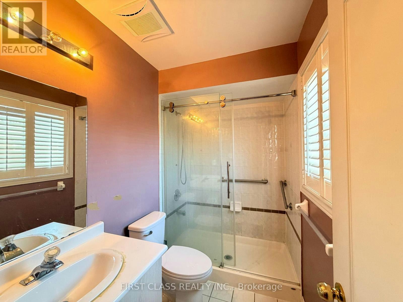 UPPER-5323 Red Brush Drive, Mississauga, ON, L4Z 3Z5 - 9