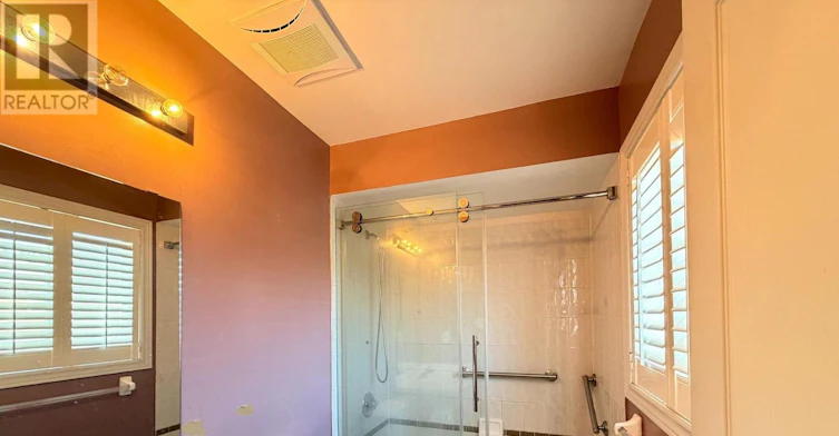 UPPER-5323 Red Brush Drive, Mississauga, ON, L4Z 3Z5 - 9