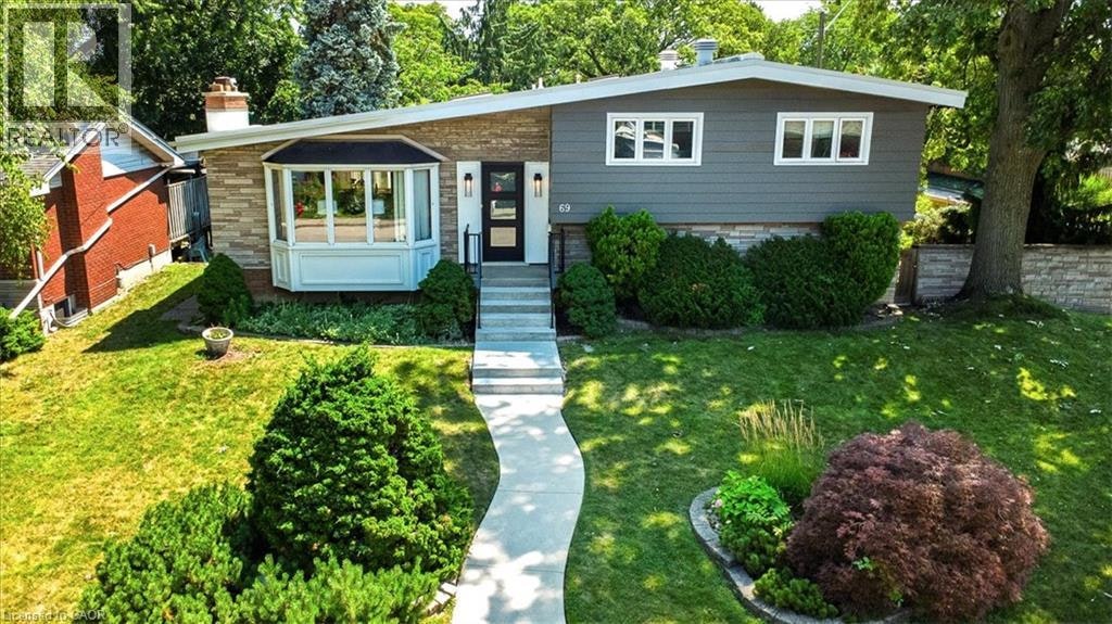 69 Pleasant Avenue, Hamilton, ON, L9C 4M8