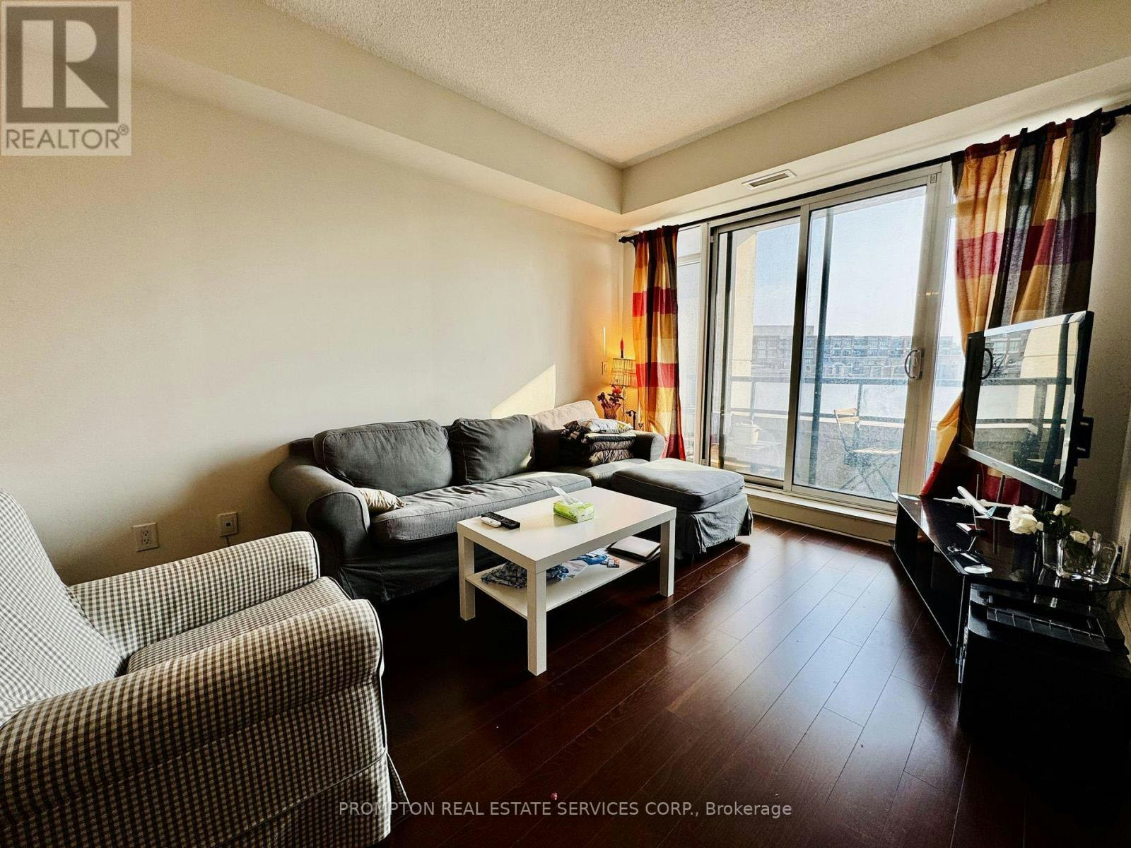 503-111 Upper Duke Crescent, Markham, ON, L6G 0C8