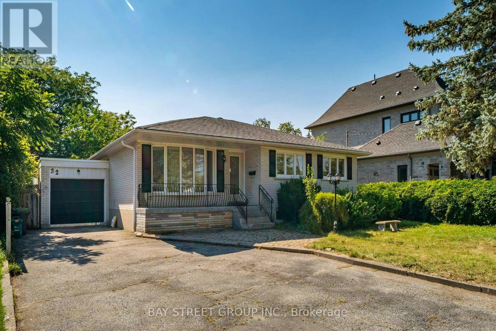 32 Alanadale Avenue, Markham, ON, L3P 1S3