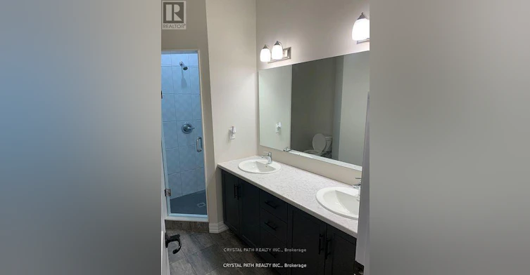 1-52 4311 Room Mann Street, Niagara Falls, ON, L2G 0E7 - 2