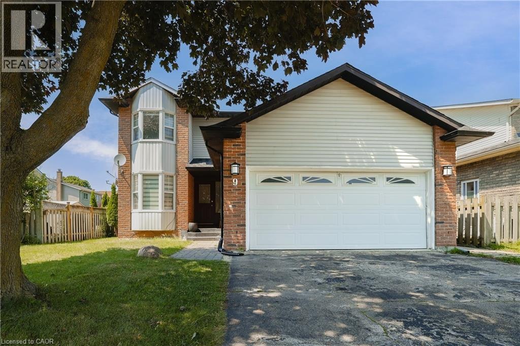 9 Holm Street, Cambridge, ON, N3C 3N3