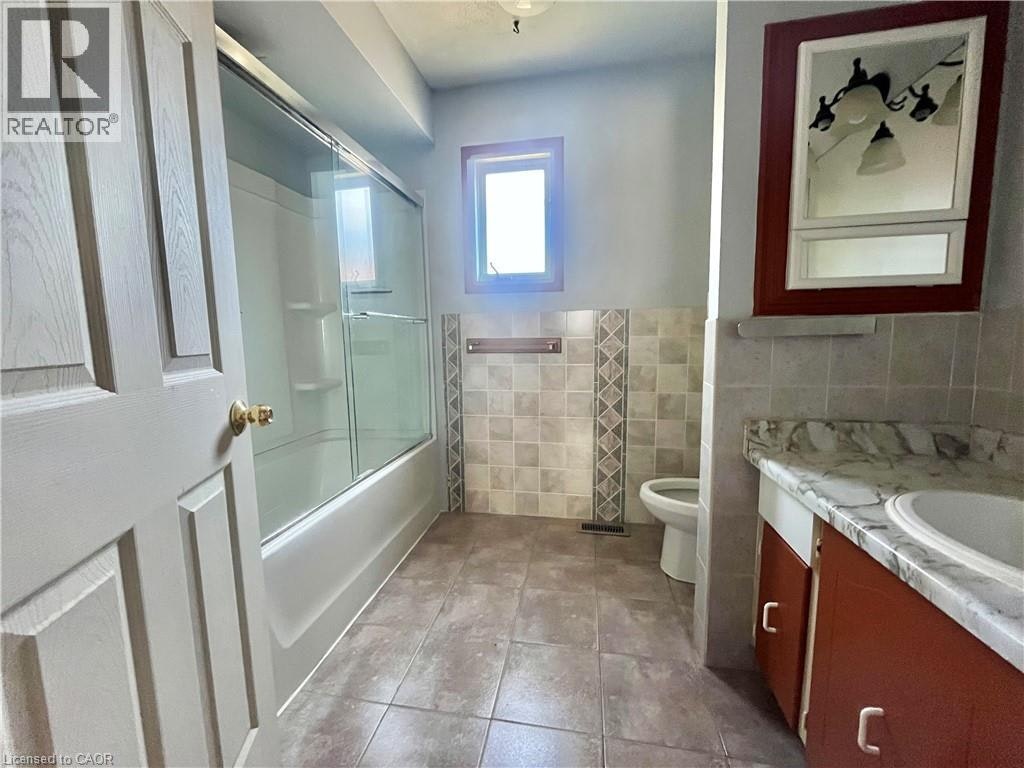 10480 Lonsdale Crescent, Windsor, ON, N8R 2E3 - 10
