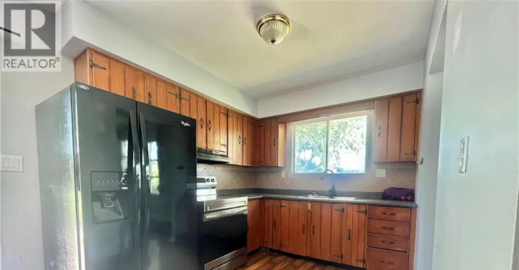 10480 Lonsdale Crescent, Windsor, ON, N8R 2E3 - 4