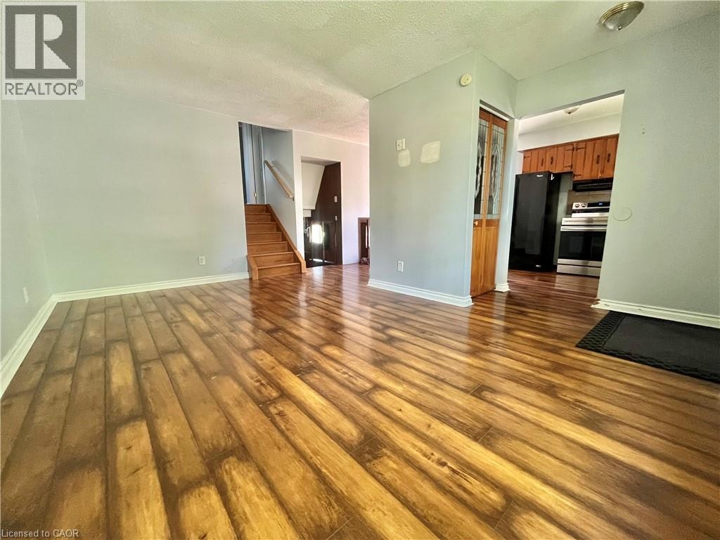 10480 Lonsdale Crescent, Windsor, ON, N8R 2E3 - 3