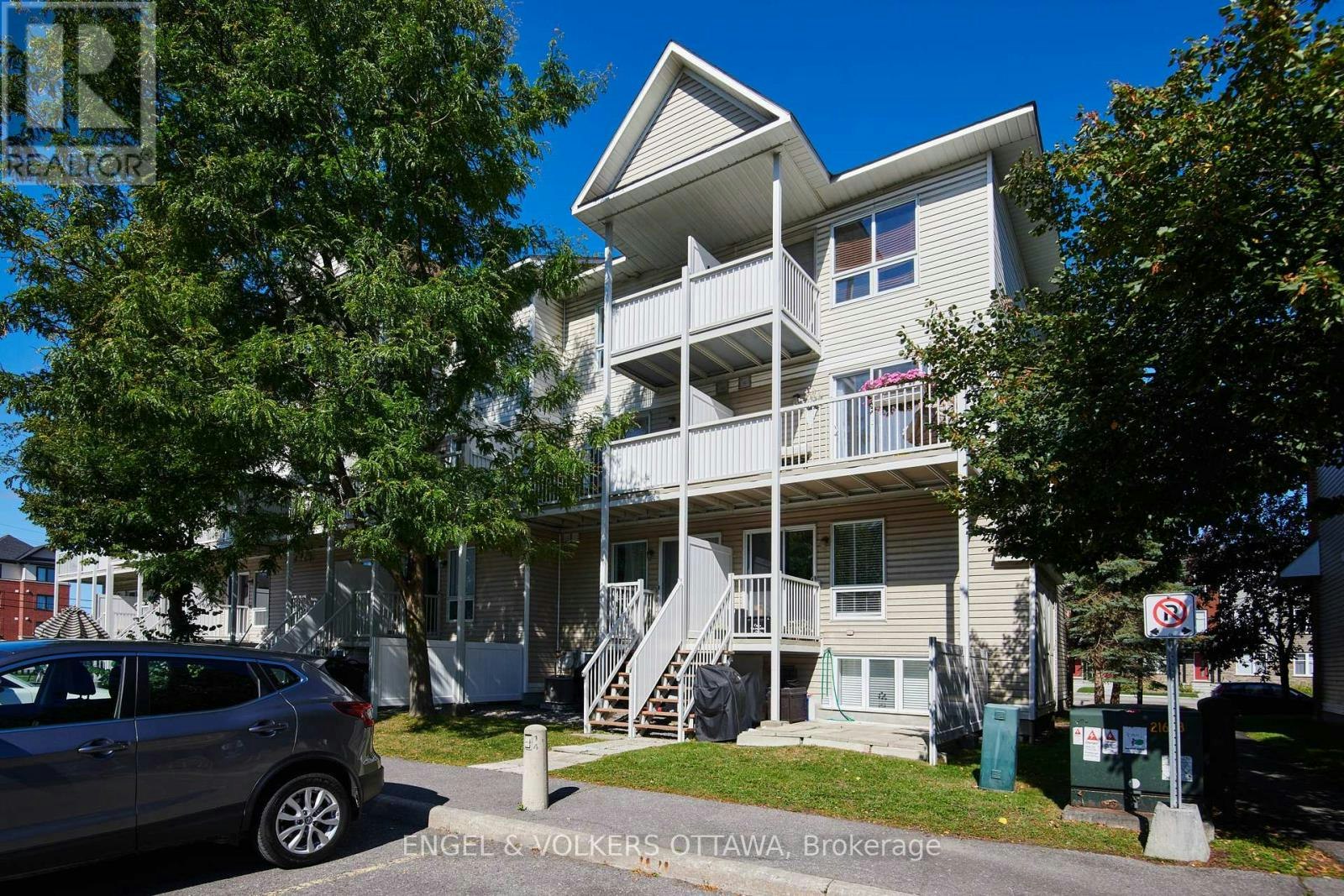 38 Lakepointe Drive, Ottawa, ON, K4A 5E3 - 33