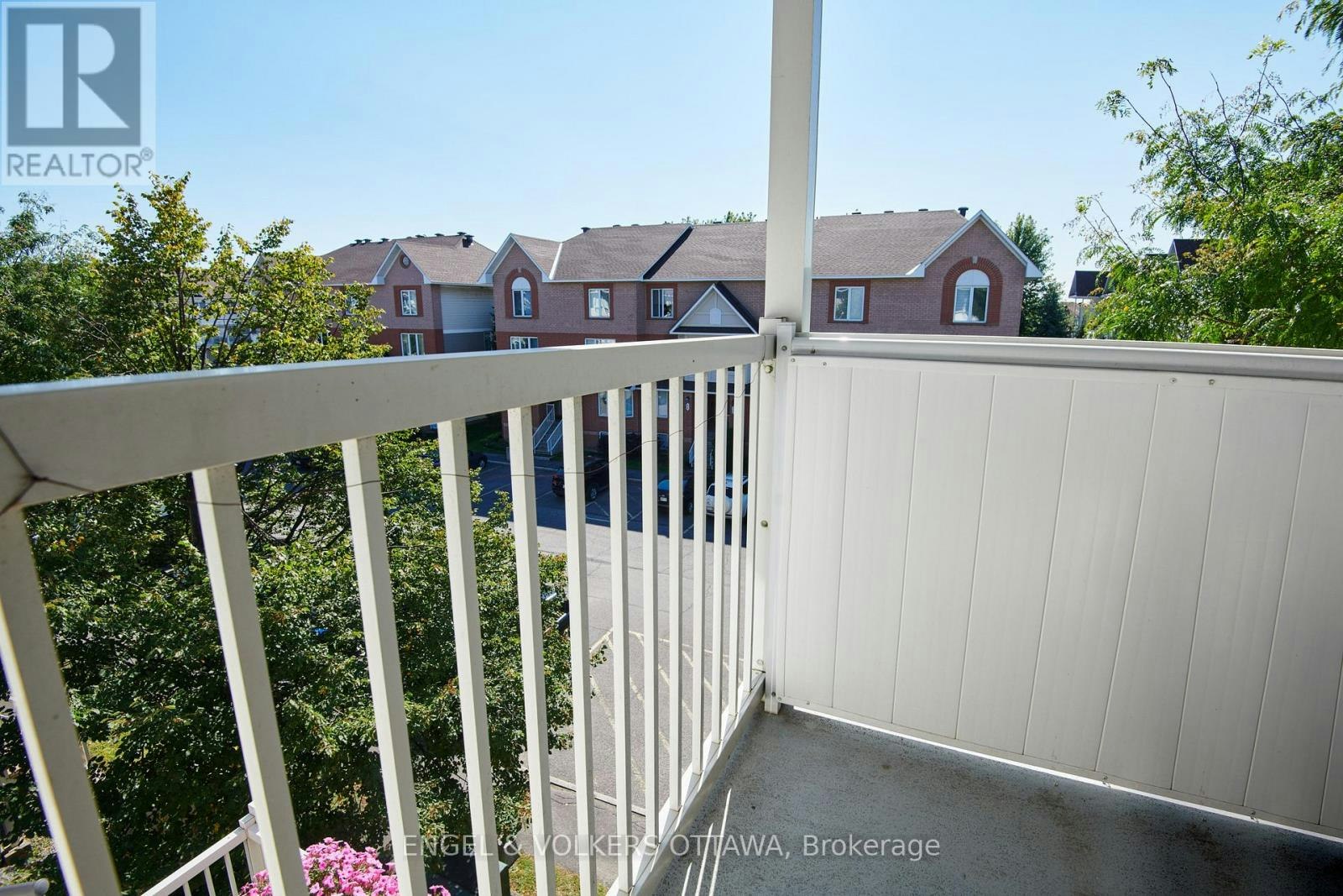 38 Lakepointe Drive, Ottawa, ON, K4A 5E3 - 28