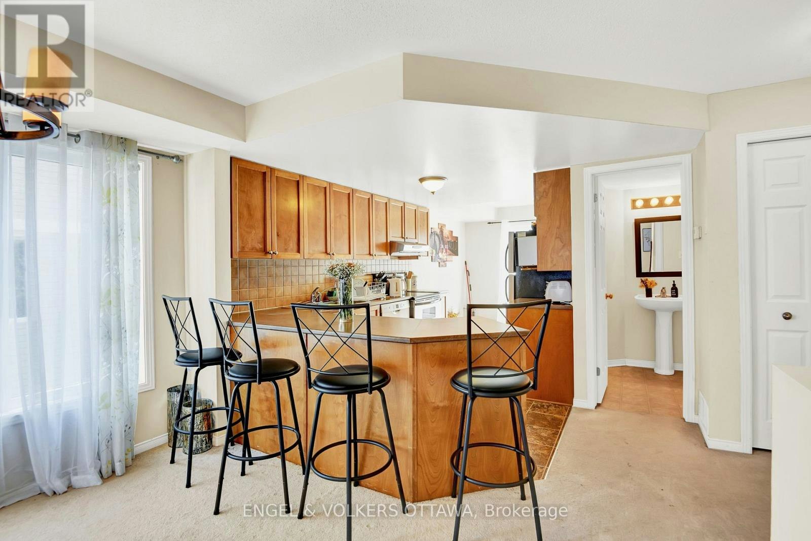 38 Lakepointe Drive, Ottawa, ON, K4A 5E3 - 15