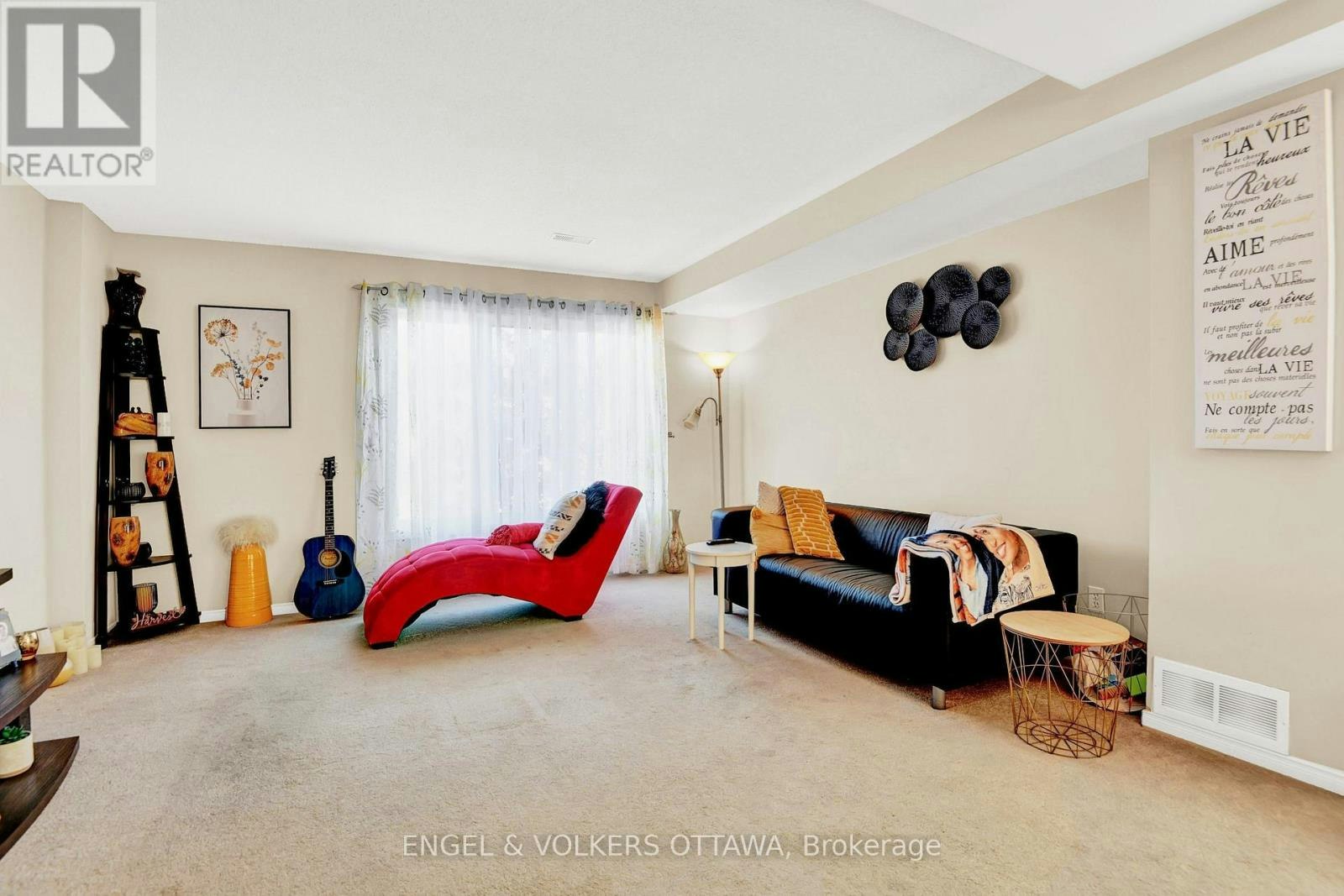 38 Lakepointe Drive, Ottawa, ON, K4A 5E3 - 8