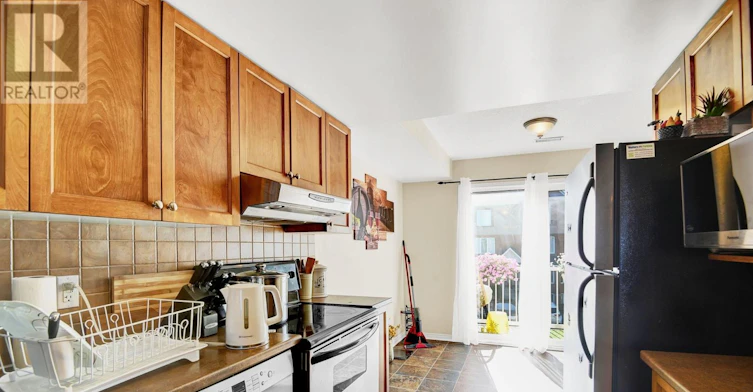 38 Lakepointe Drive, Ottawa, ON, K4A 5E3 - 16