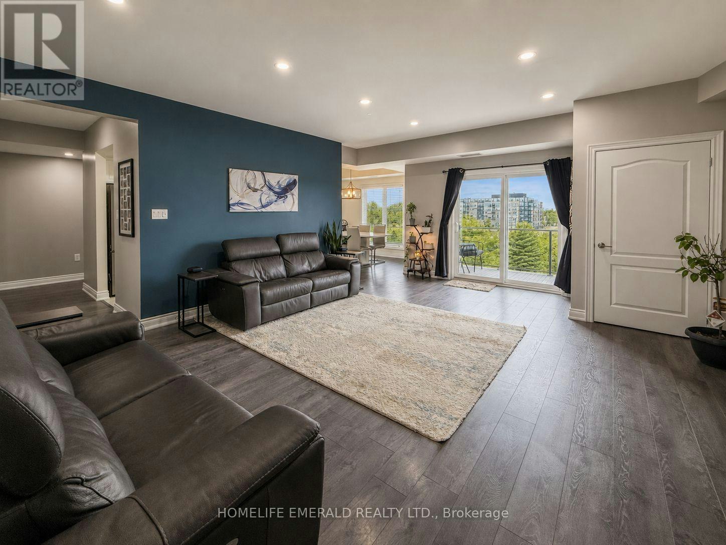413-100 Dean Avenue, Barrie, ON, L9J 0H1