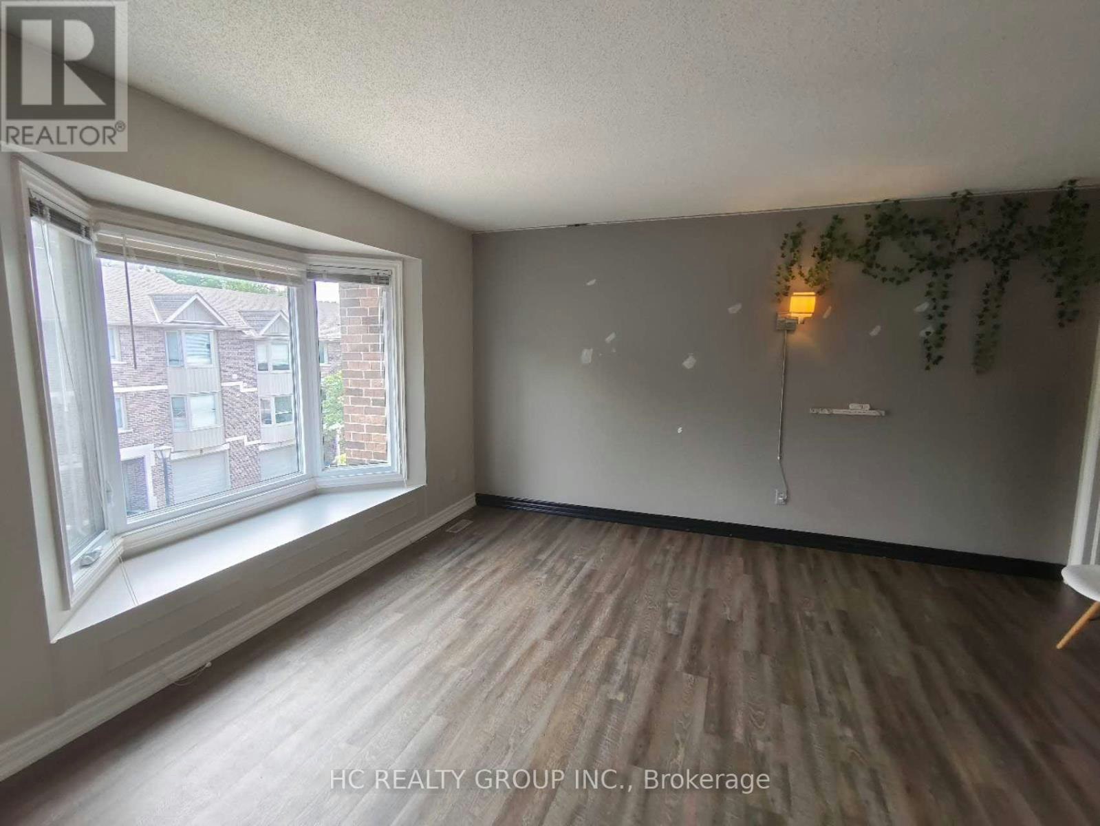1-1548 Richmond Street, London, ON, N6G 4W7 - 4