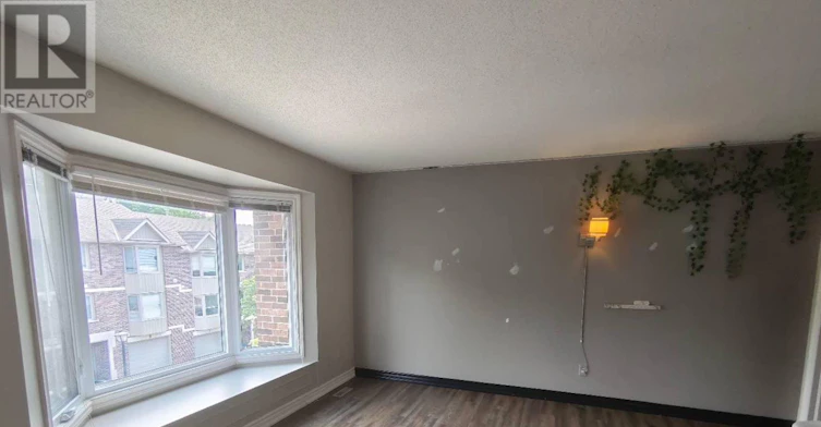 1-1548 Richmond Street, London, ON, N6G 4W7 - 4