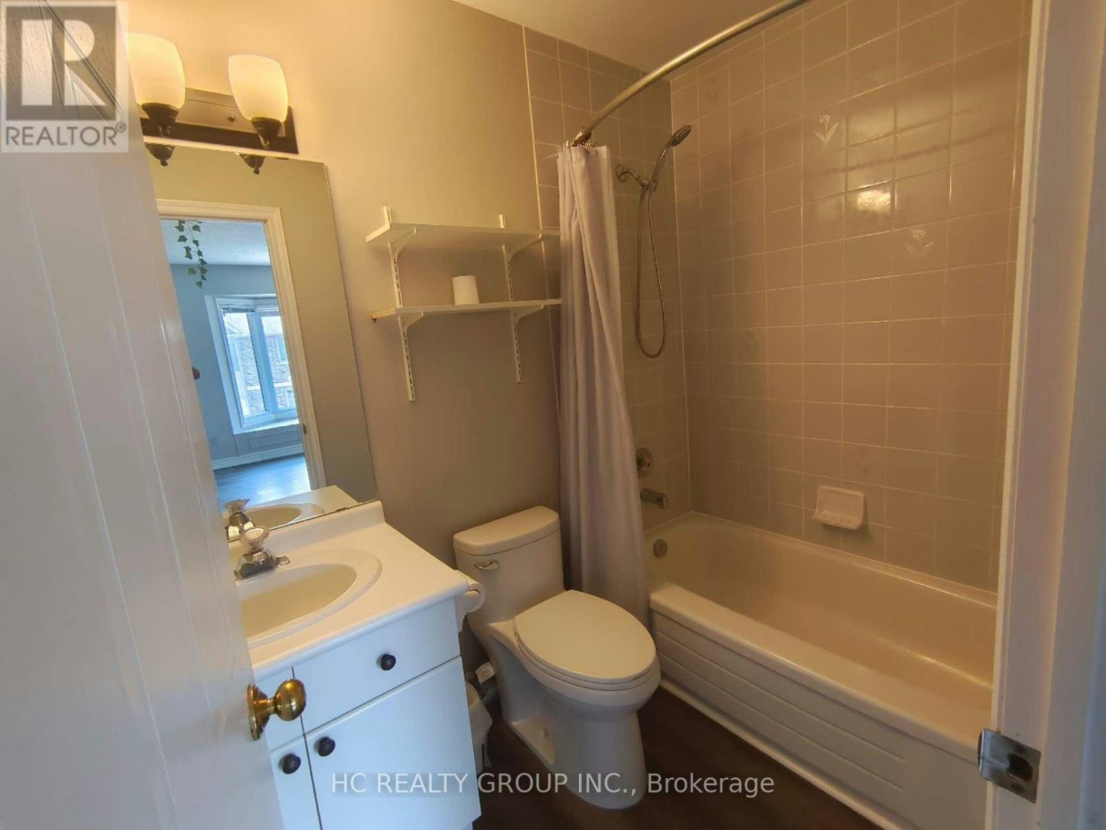 1-1548 Richmond Street, London, ON, N6G 4W7 - 7