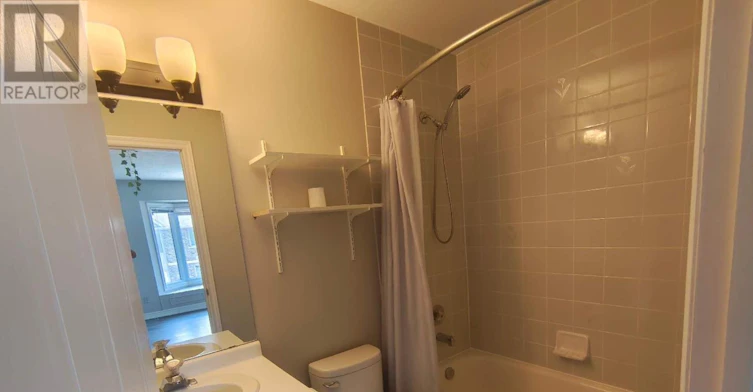 1-1548 Richmond Street, London, ON, N6G 4W7 - 7