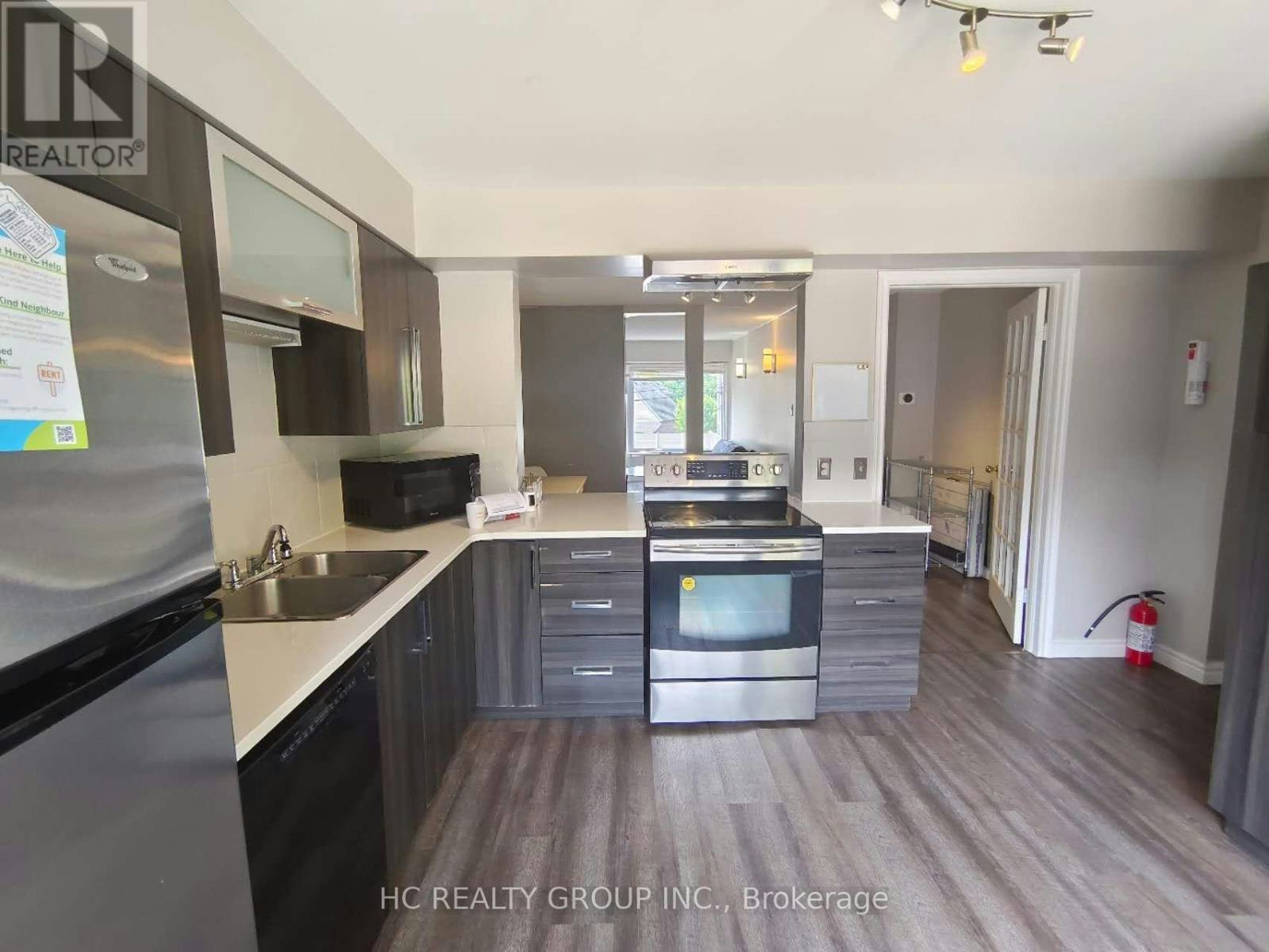 1-1548 Richmond Street, London, ON, N6G 4W7 - 2