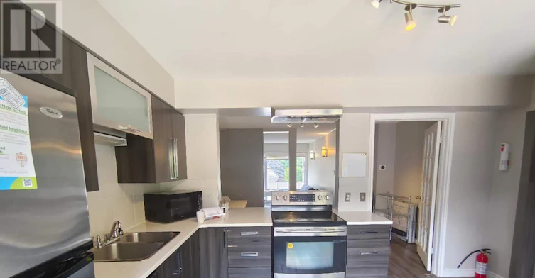 1-1548 Richmond Street, London, ON, N6G 4W7 - 2