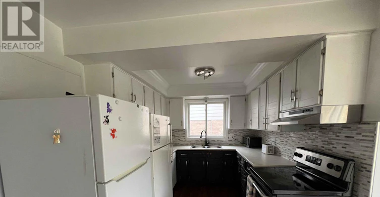 32 Chesham Avenue, London, ON, N6G 3S9 - 2