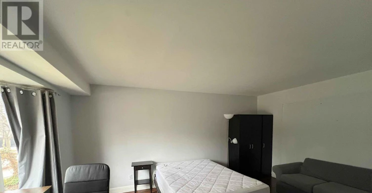 32 Chesham Avenue, London, ON, N6G 3S9 - 3