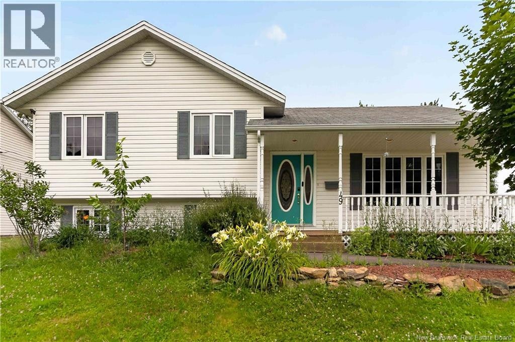 49 Goldsboro Avenue, Riverview, NB, E1B 4E9