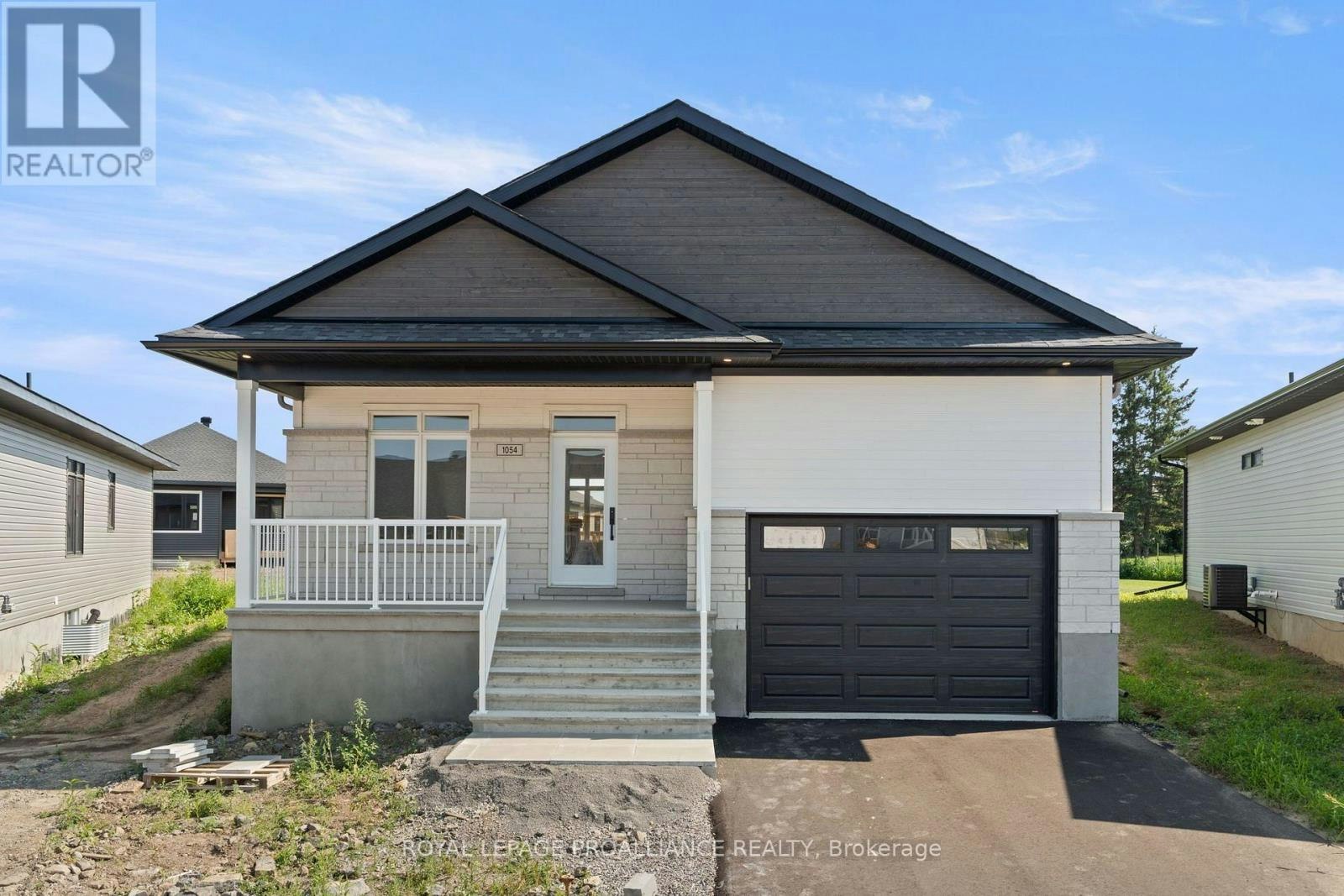 1054 Turner Drive, Brockville, ON, K6V 0G8